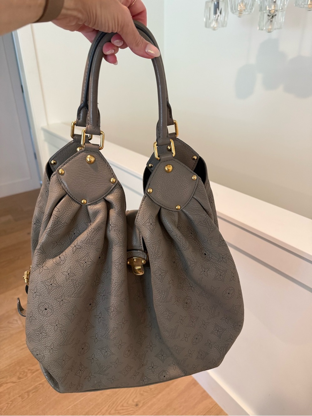 Louis Vuitton XL Mahina Gray/Gris Leather handbag 2008 Marc Jacob’s collection